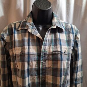 Wrangler small plaid button-down shirt size small